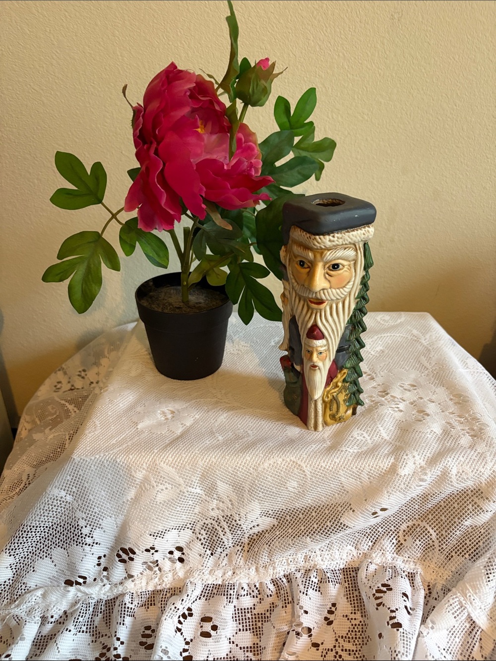 Vintage 2001 Santa Faces Pillar Candle Holder